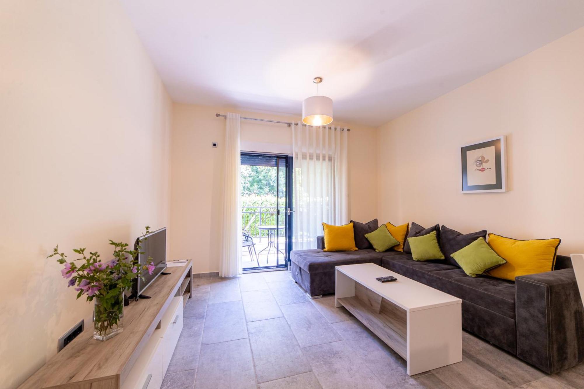 Green Bay Apartments Morinj Kotor Ngoại thất bức ảnh