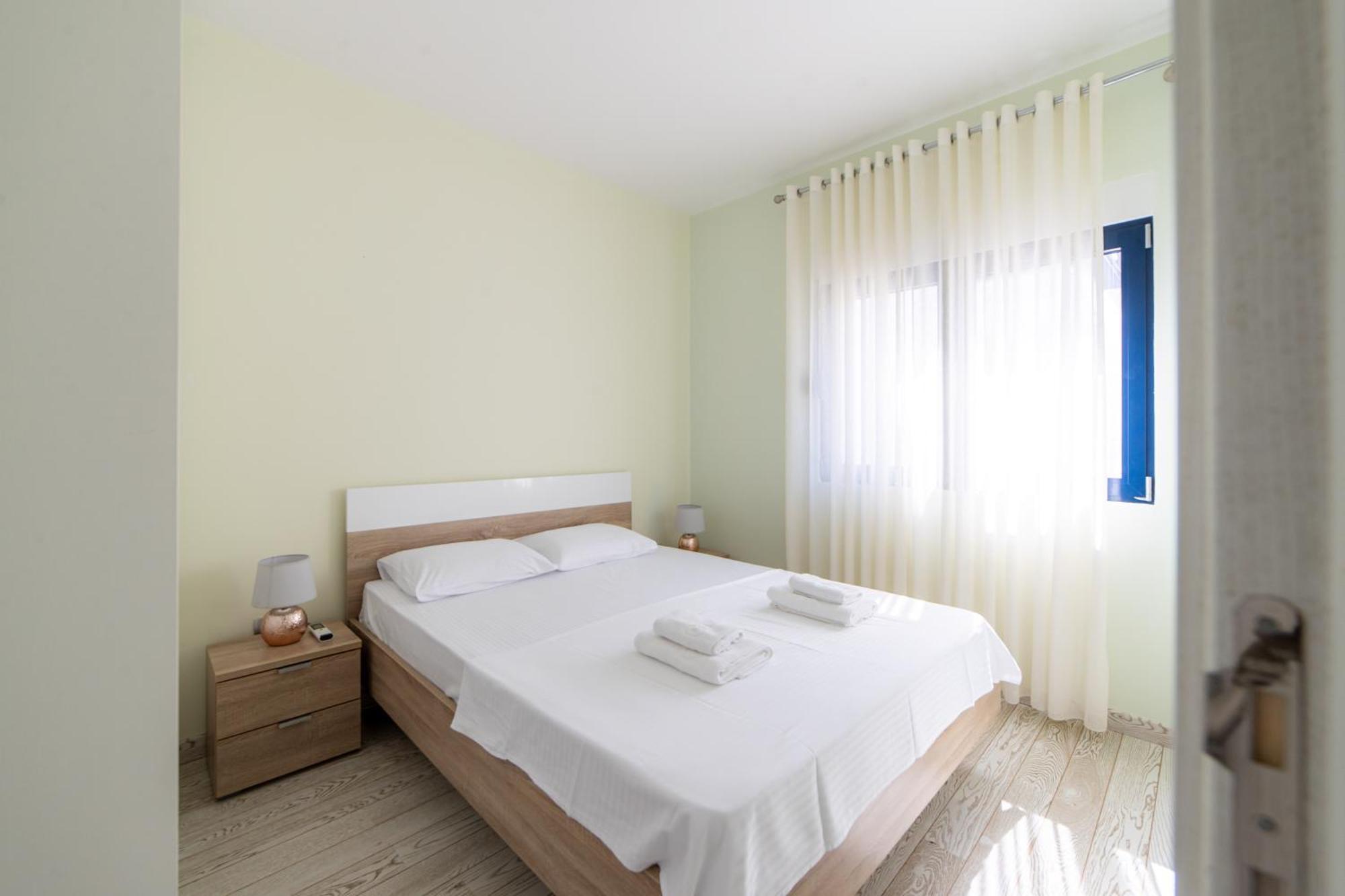 Green Bay Apartments Morinj Kotor Ngoại thất bức ảnh