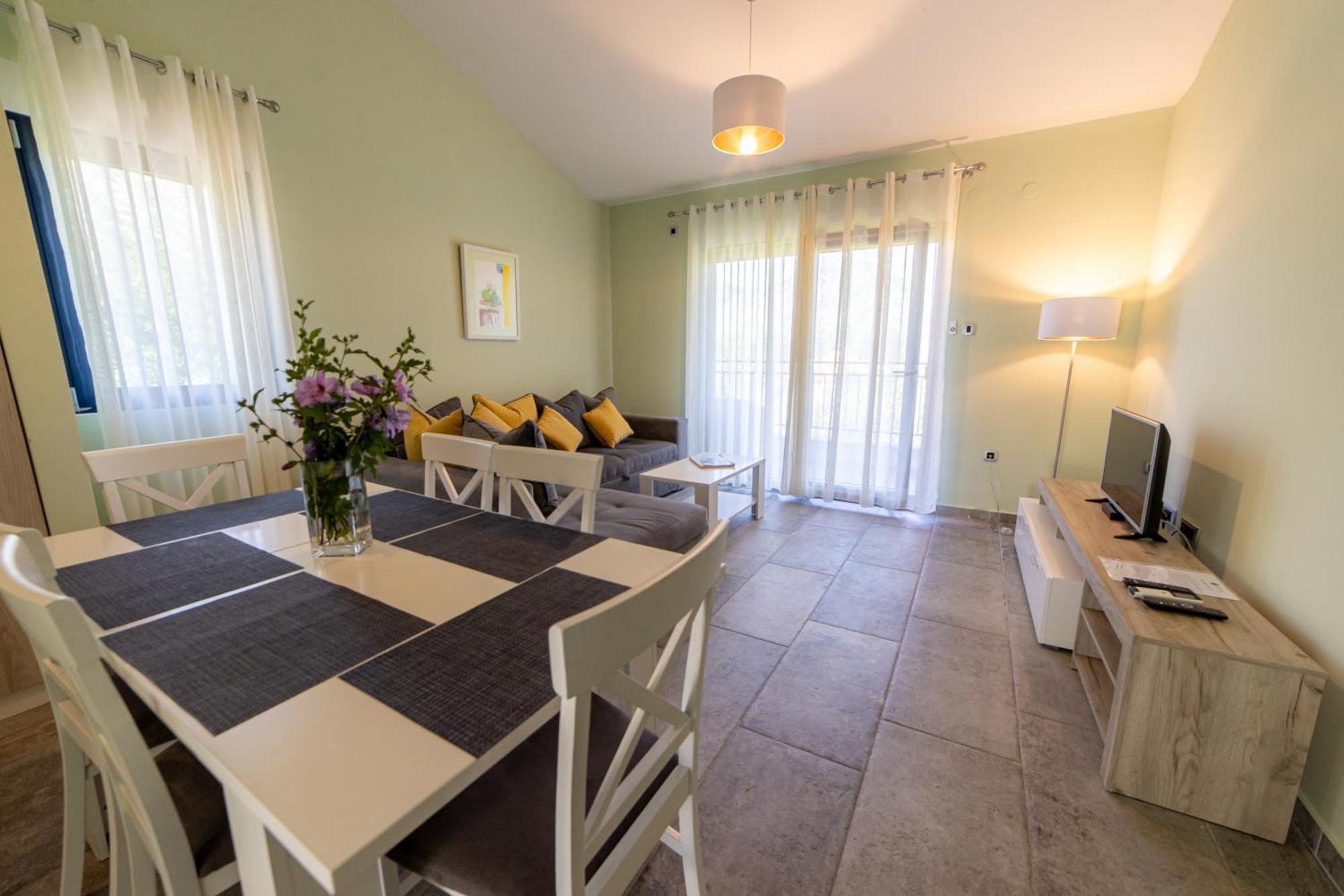 Green Bay Apartments Morinj Kotor Ngoại thất bức ảnh