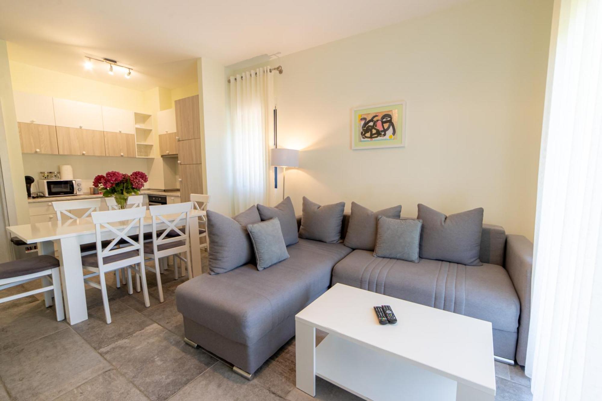 Green Bay Apartments Morinj Kotor Ngoại thất bức ảnh