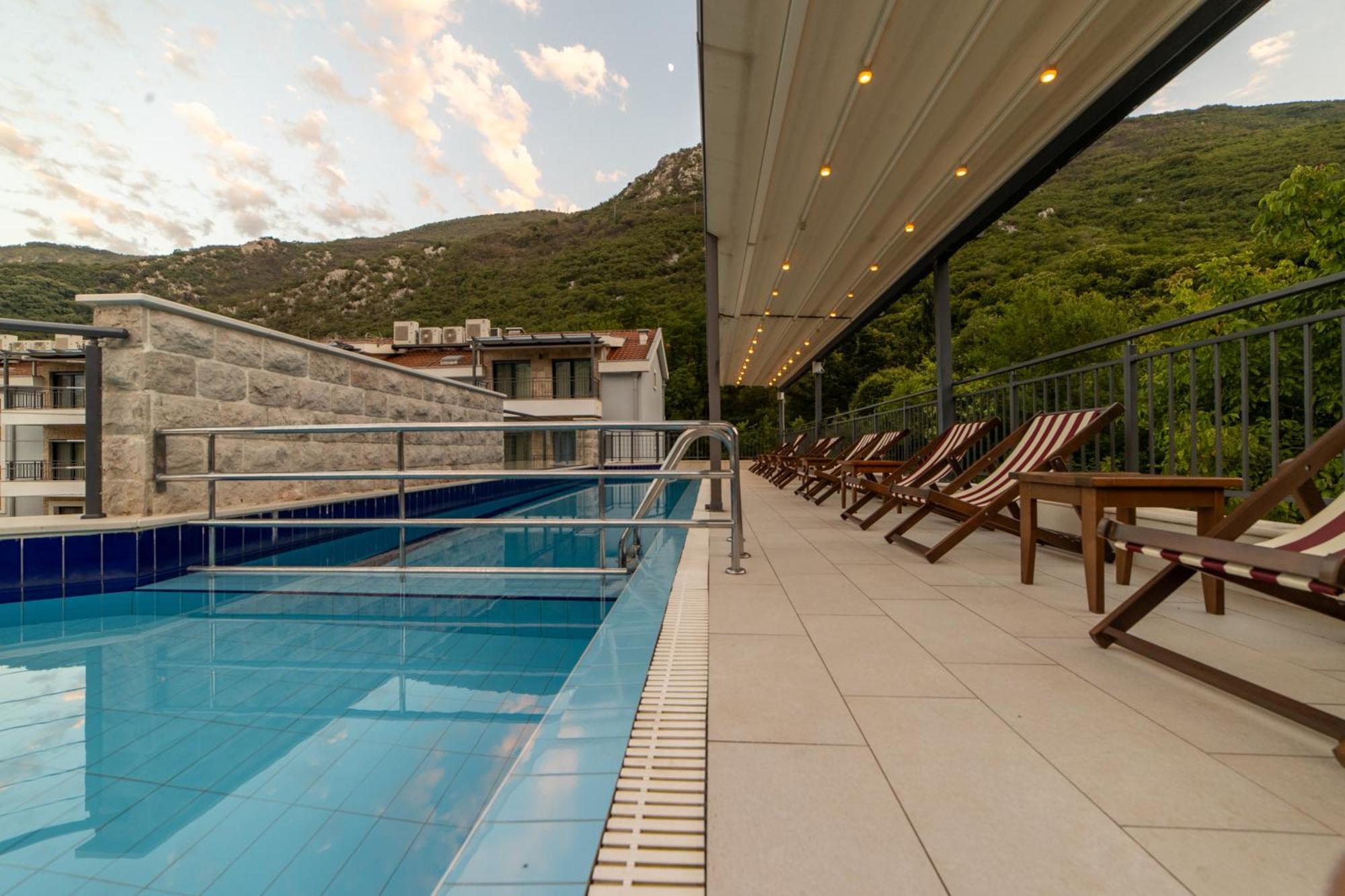Green Bay Apartments Morinj Kotor Ngoại thất bức ảnh